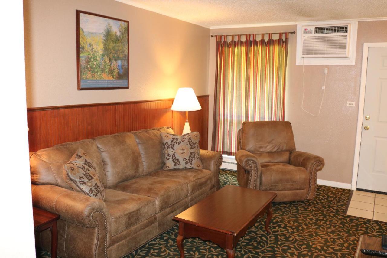 Friendship Inn Altus Exterior photo